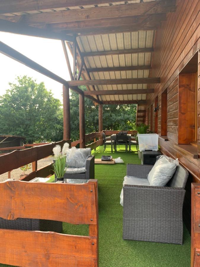 Chalet Le Montebello 巴泽耶 外观 照片
